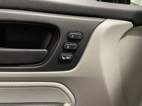 Used 2019 Honda Odyssey EX-L image 31