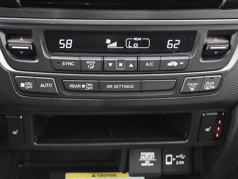 Used 2022 Honda Passport TrailSport image 10