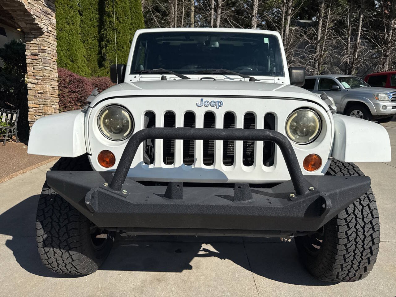 Used 2013 Jeep Wrangler Unlimited Sahara w/ Dual Top Group AWD/4WD image 9