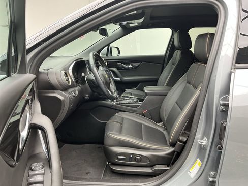 Certified 2023 Chevrolet Blazer Premier w/ Driver Confidence II Package image 3