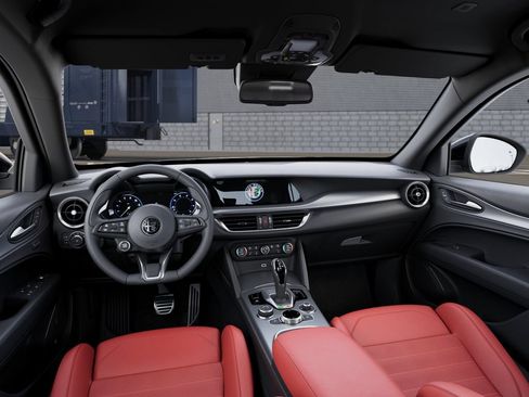 New 2026 Alfa Romeo Stelvio Sprint AWD/4WD image 14