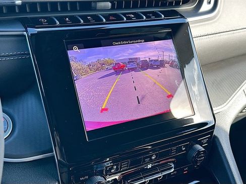 New 2025 Jeep Grand Cherokee Laredo X w/ Luxury Tech Group I image 8