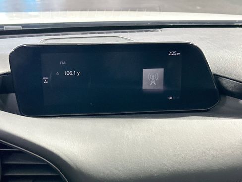 Used 2021 MAZDA MAZDA3 s image 24