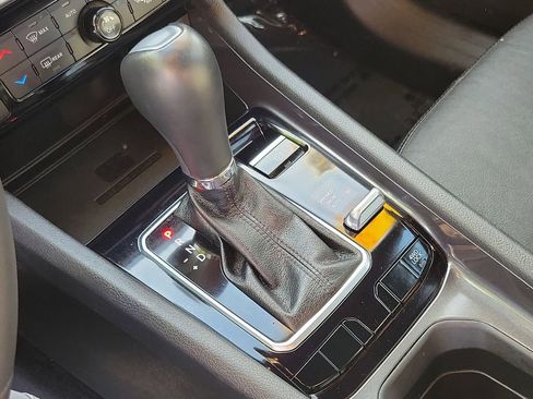 Certified 2023 Jeep Compass Latitude w/ Sun and Sound Group image 10