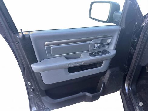 Used 2018 RAM 1500 Big Horn image 9