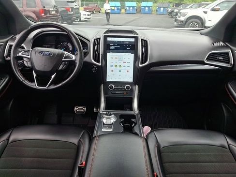 Certified 2022 Ford Edge ST-Line AWD/4WD image 18