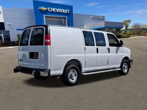 Used 2025 Chevrolet Express 2500 w/ Driver Convenience Package RWD image 27