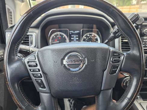 Used 2016 Nissan Titan Platinum Reserve AWD/4WD image 19