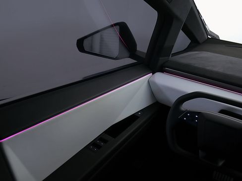 Used 2024 Tesla Cybertruck Cyberbeast AWD/4WD image 21