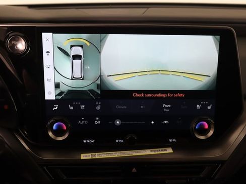 New 2026 Lexus TX 500h AWD image 19