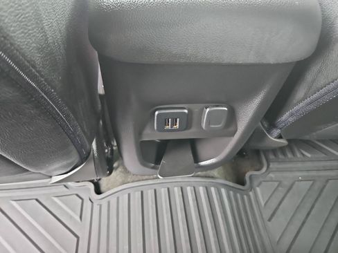Used 2015 Chevrolet Colorado LT w/ Luxury Package AWD/4WD image 24