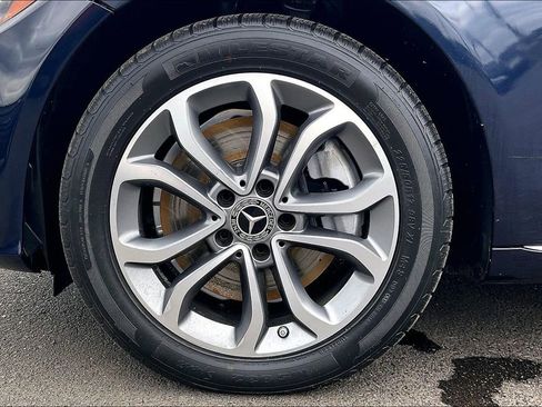 Used 2018 Mercedes-Benz C 300 4MATIC Sedan w/ Premium Package image 35