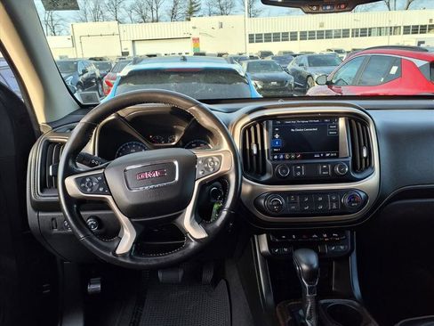 Certified 2022 GMC Canyon Denali image 20