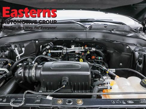 Used 2023 Ford Explorer XLT w/ Equipment Group 202A image 7