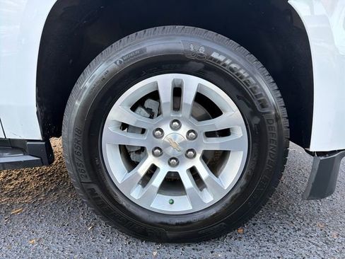 Used 2018 Chevrolet Tahoe LT image 42