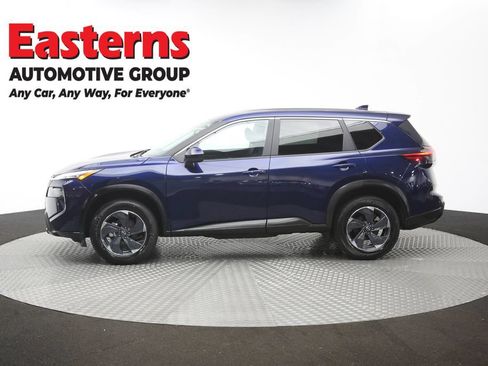 Used 2024 Nissan Rogue SV AWD/4WD image 59