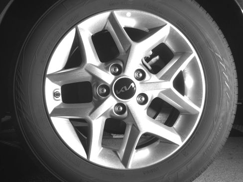 Used 2025 Kia Soul LX w/ LX Technology Package FWD image 14