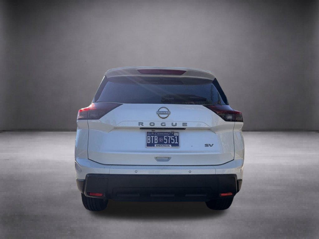 Used 2024 Nissan Rogue SV FWD image 14