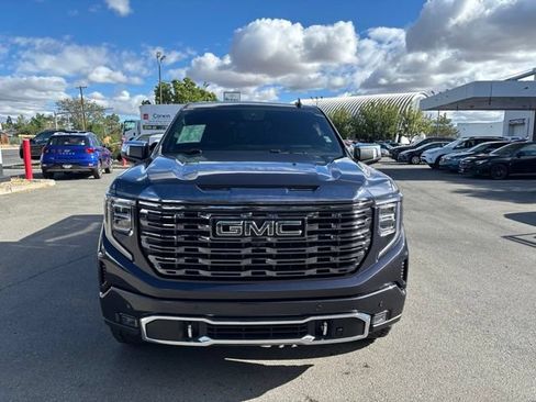Used 2022 GMC Sierra 1500 Denali Ultimate AWD/4WD image 3