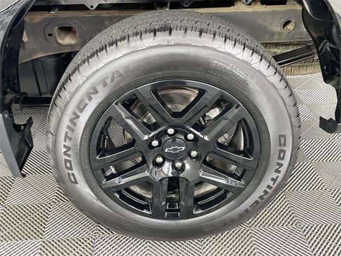 Used 2023 Chevrolet Silverado 1500 Custom image 32