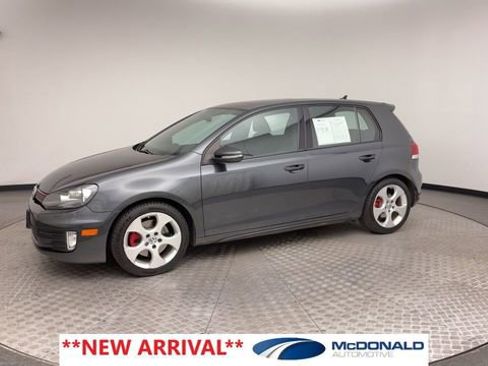 Used 2010 Volkswagen GTI 4-Door FWD image 6