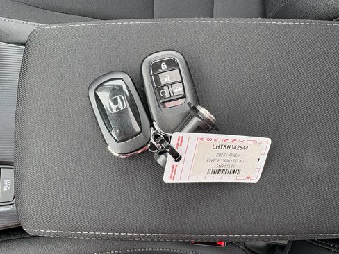 Certified 2025 Honda Civic Sport image 34