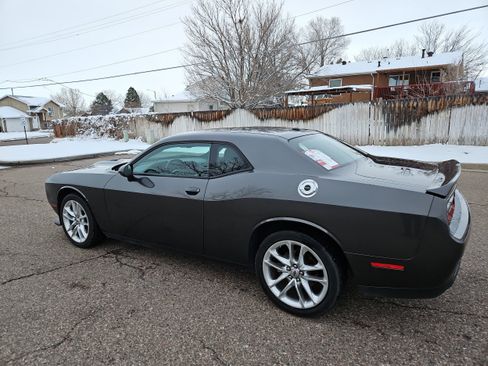 Used 2022 Dodge Challenger GT image 6