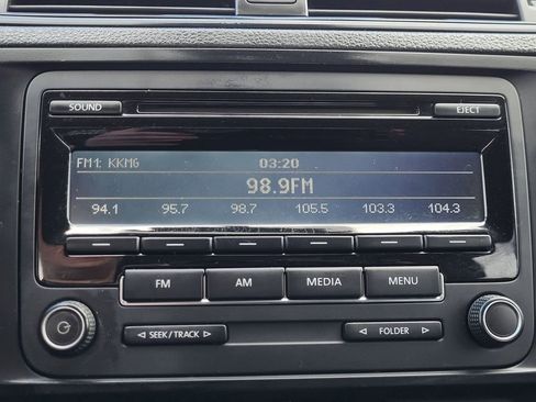 Used 2015 Volkswagen Jetta S image 7