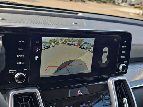 Certified 2023 Kia Sorento S image 23