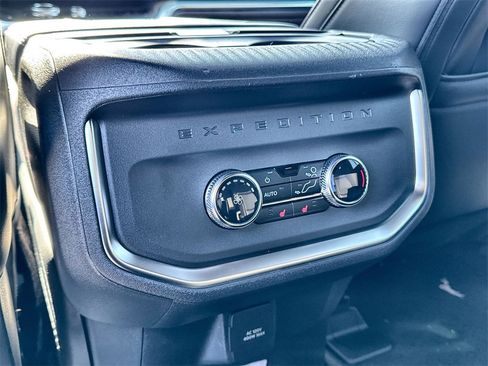 New 2026 Ford Expedition Max Platinum w/ Stealth Appearance Package image 29