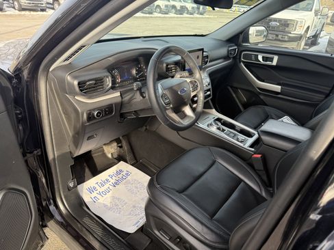 Certified 2023 Ford Explorer XLT w/ Equipment Group 202A image 7