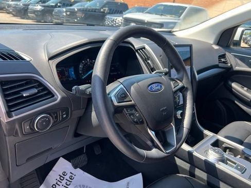 Certified 2024 Ford Edge SEL w/ Convenience Package AWD/4WD image 7