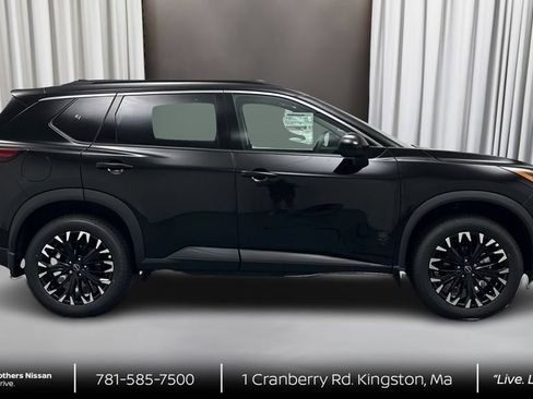 New 2026 Nissan Rogue Dark Armor AWD/4WD image 4