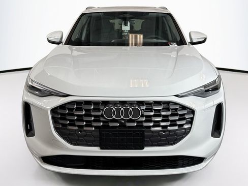 New 2025 Audi Q5 Premium Plus image 2