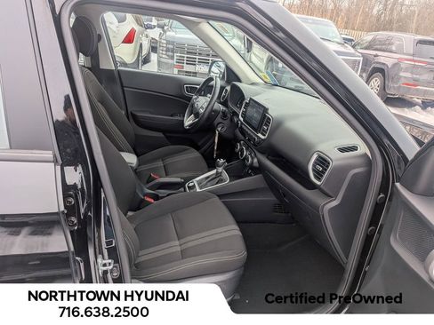 Certified 2023 Hyundai Venue SEL w/ Cargo Package image 32