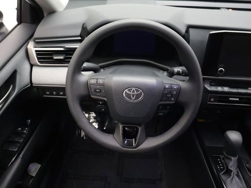 Certified 2025 Toyota Camry LE FWD image 23