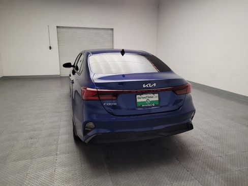 Used 2022 Kia Forte LXS FWD image 6