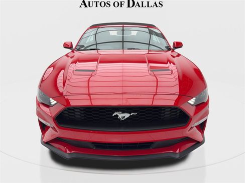 Used 2018 Ford Mustang Premium image 4