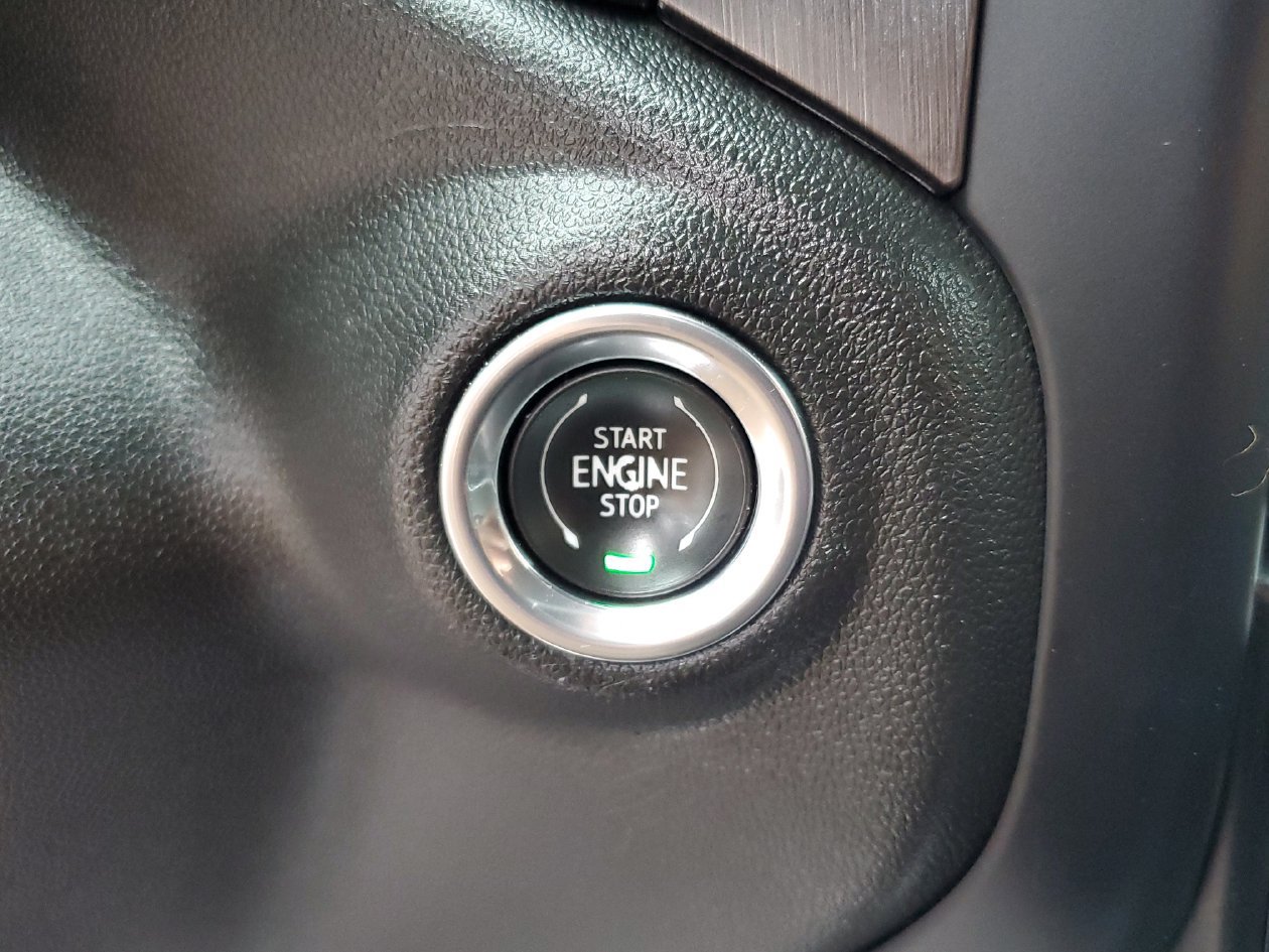 Used 2020 GMC Sierra 2500 AT4 w/ AT4 Premium Package AWD/4WD image 26