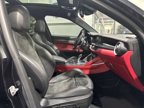 Used 2018 Alfa Romeo Stelvio Quadrifoglio w/ Driver Assist Dynamic Package AWD/4WD image 55