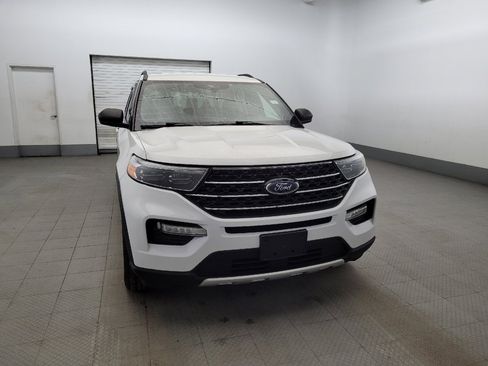 Used 2020 Ford Explorer XLT w/ Equipment Group 202A image 14