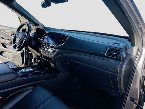 Used 2025 Honda Ridgeline TrailSport image 30