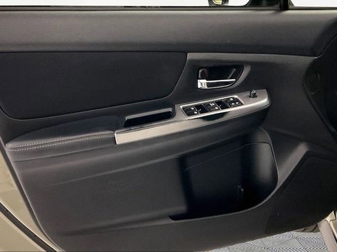 Used 2015 Subaru Crosstrek 2.0i Premium image 16