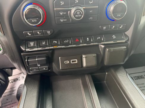 Used 2020 Chevrolet Silverado 3500 High Country w/ Z71 Off-Road Package AWD/4WD image 12