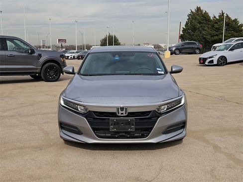 Used 2018 Honda Accord LX image 9
