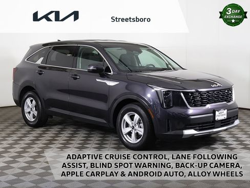 Used 2025 Kia Sorento LX image 1