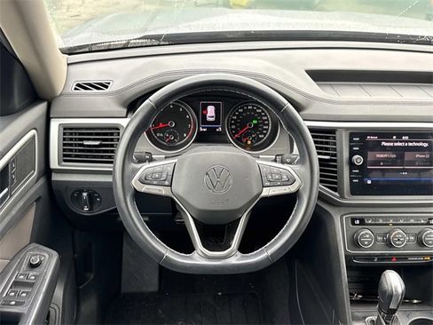 Certified 2021 Volkswagen Atlas SE w/ Panoramic Sunroof Package image 7