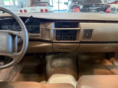 Used 1995 Buick Roadmaster Estate RWD image 87