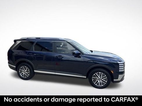 Used 2026 Hyundai Palisade SEL FWD image 2