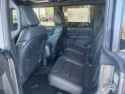 New 2025 Ford Bronco Big Bend w/ Black Diamond Package image 17